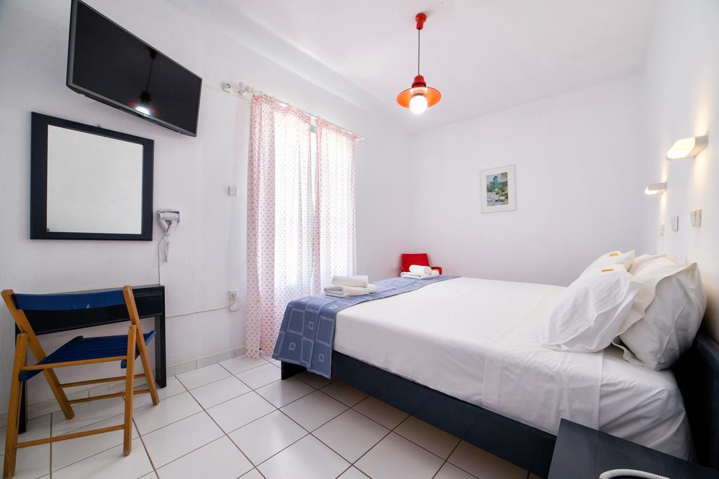 Fivos Apartments Alikí Екстериор снимка