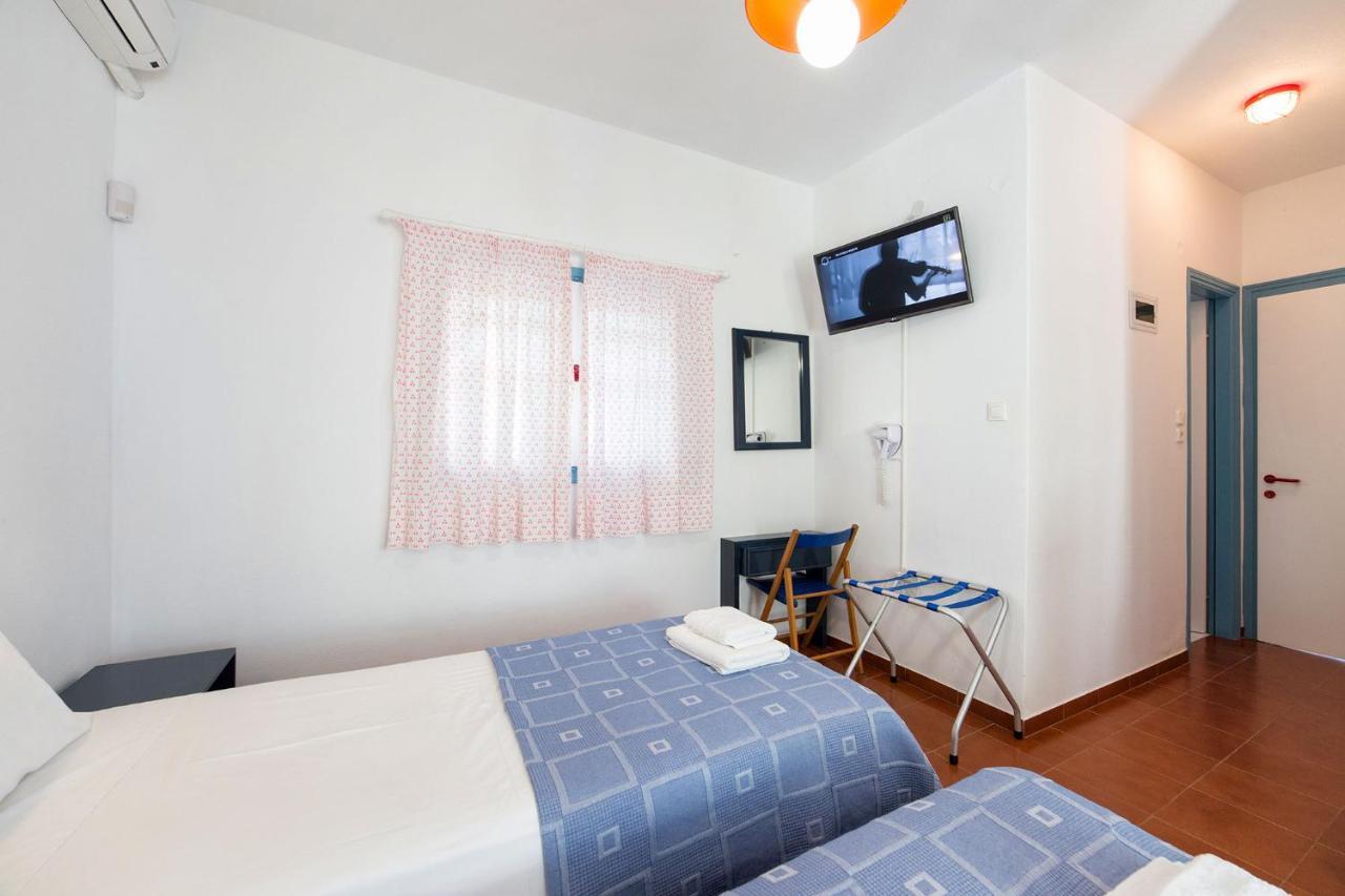 Fivos Apartments Alikí Екстериор снимка